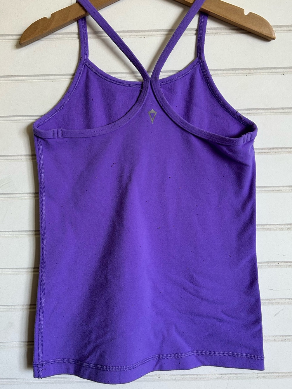 IVIVVA by LULULEMON girls size 8 Tank